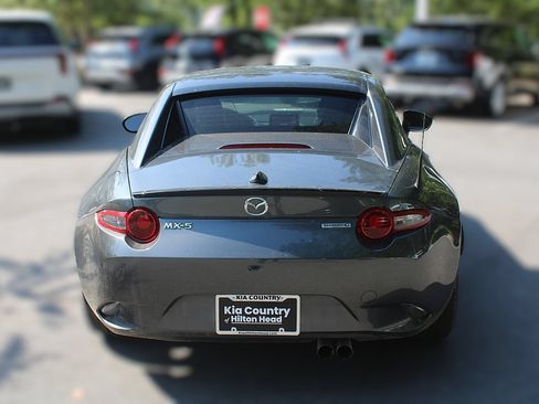 Used 2021 MAZDA MX-5 Miata RF Club RWD image 8