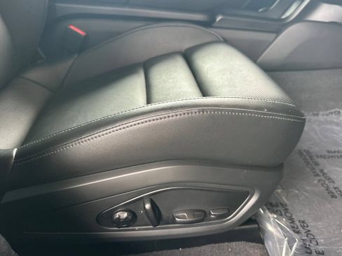 Used 2023 Porsche Taycan RWD image 22