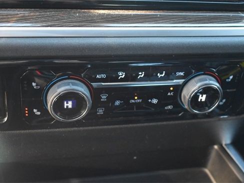 Certified 2022 Chevrolet Silverado 1500 LT w/ Z71 Off-Road Package image 27