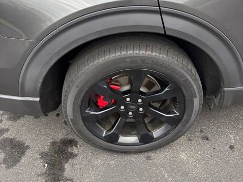 Used 2020 Ford Explorer ST w/ ST Street Pack image 26