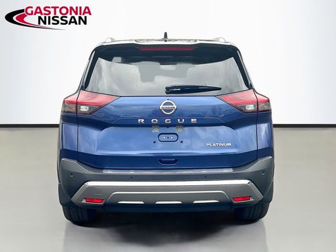 Used 2021 Nissan Rogue Platinum image 7