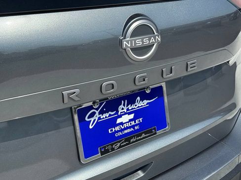 Used 2025 Nissan Rogue SV FWD image 14