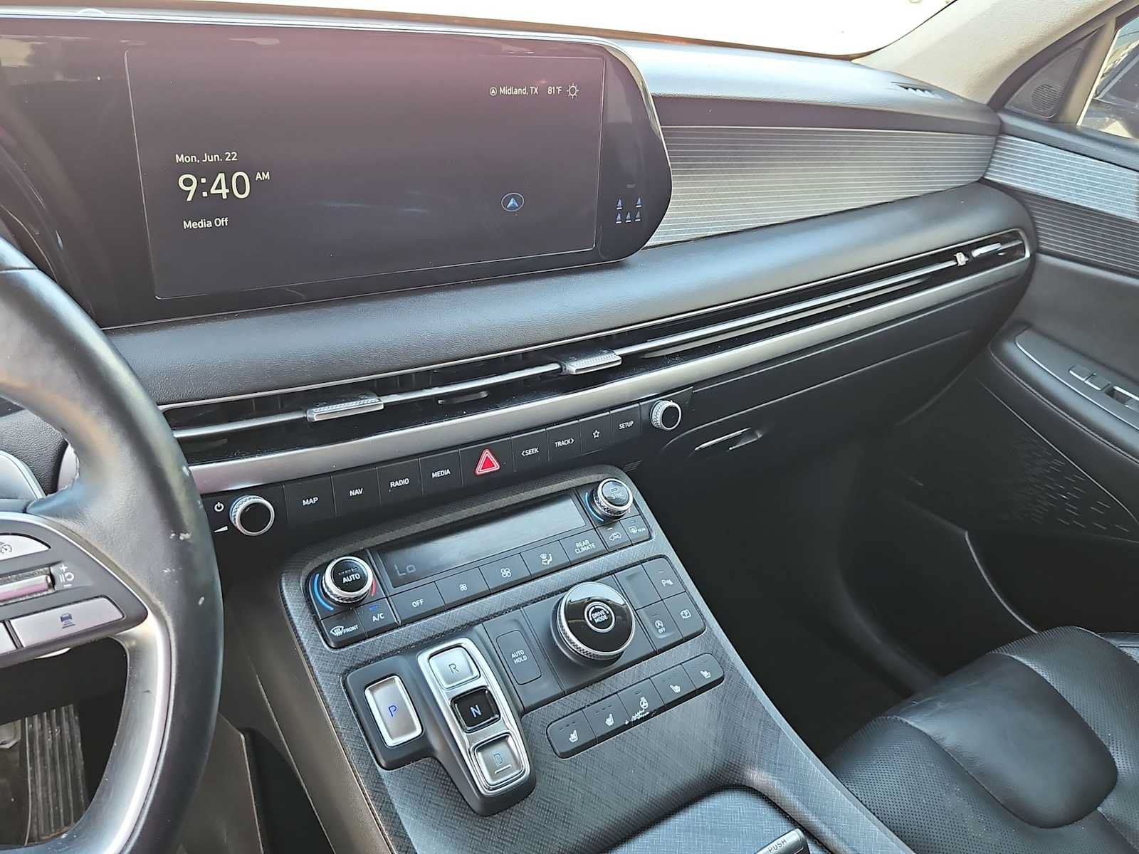 Used 2023 Hyundai Palisade Limited FWD image 20