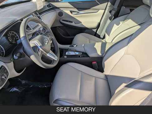 Used 2025 INFINITI QX50 Luxe image 14