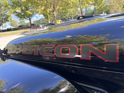 Used 2022 Jeep Gladiator Rubicon w/ LED Lighting Group image 14