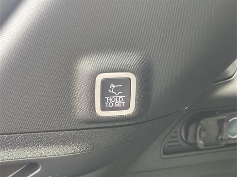 New 2025 Jeep Grand Cherokee Altitude w/ Trailer Tow Package image 33