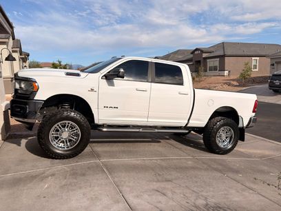 Used 2022 RAM 2500 Big Horn w/ Level 1 Equipment Group