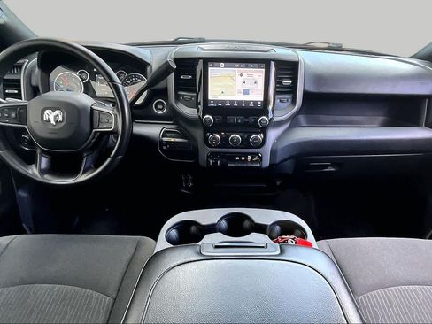 Used 2024 RAM 2500 Tradesman w/ Chrome Appearance Group AWD/4WD image 15
