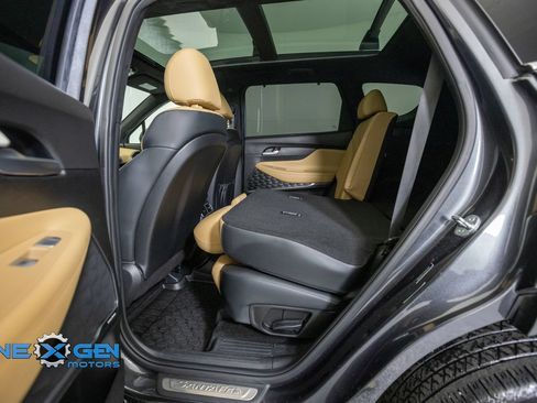 Used 2023 Hyundai Santa Fe Calligraphy AWD/4WD image 27