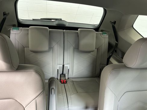 New 2026 Volkswagen Atlas SE image 32