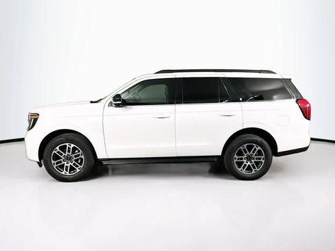 New 2026 Ford Expedition Active image 3