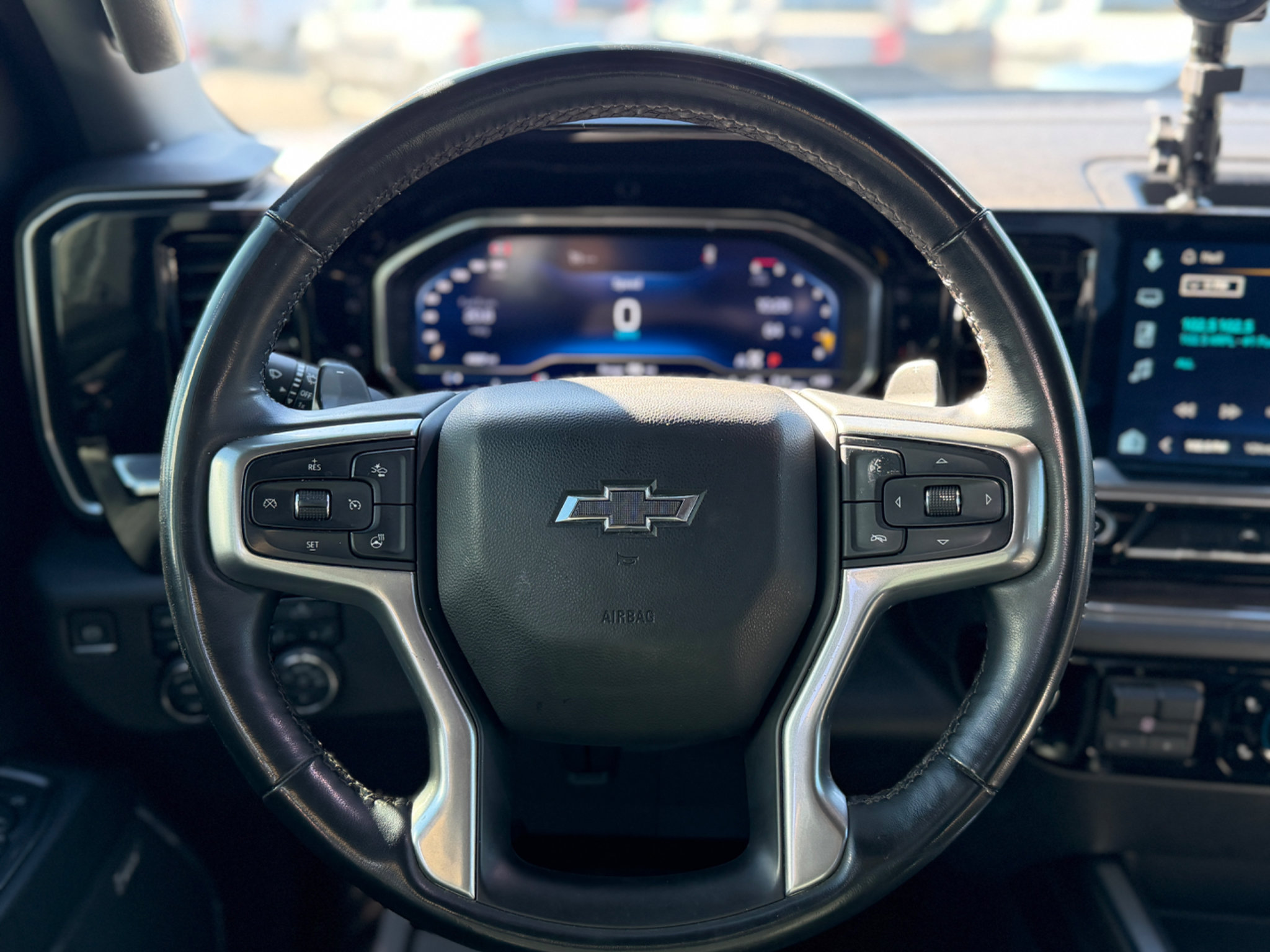 Used 2024 Chevrolet Silverado 1500 LT Trail Boss w/ Convenience Package II AWD/4WD image 8