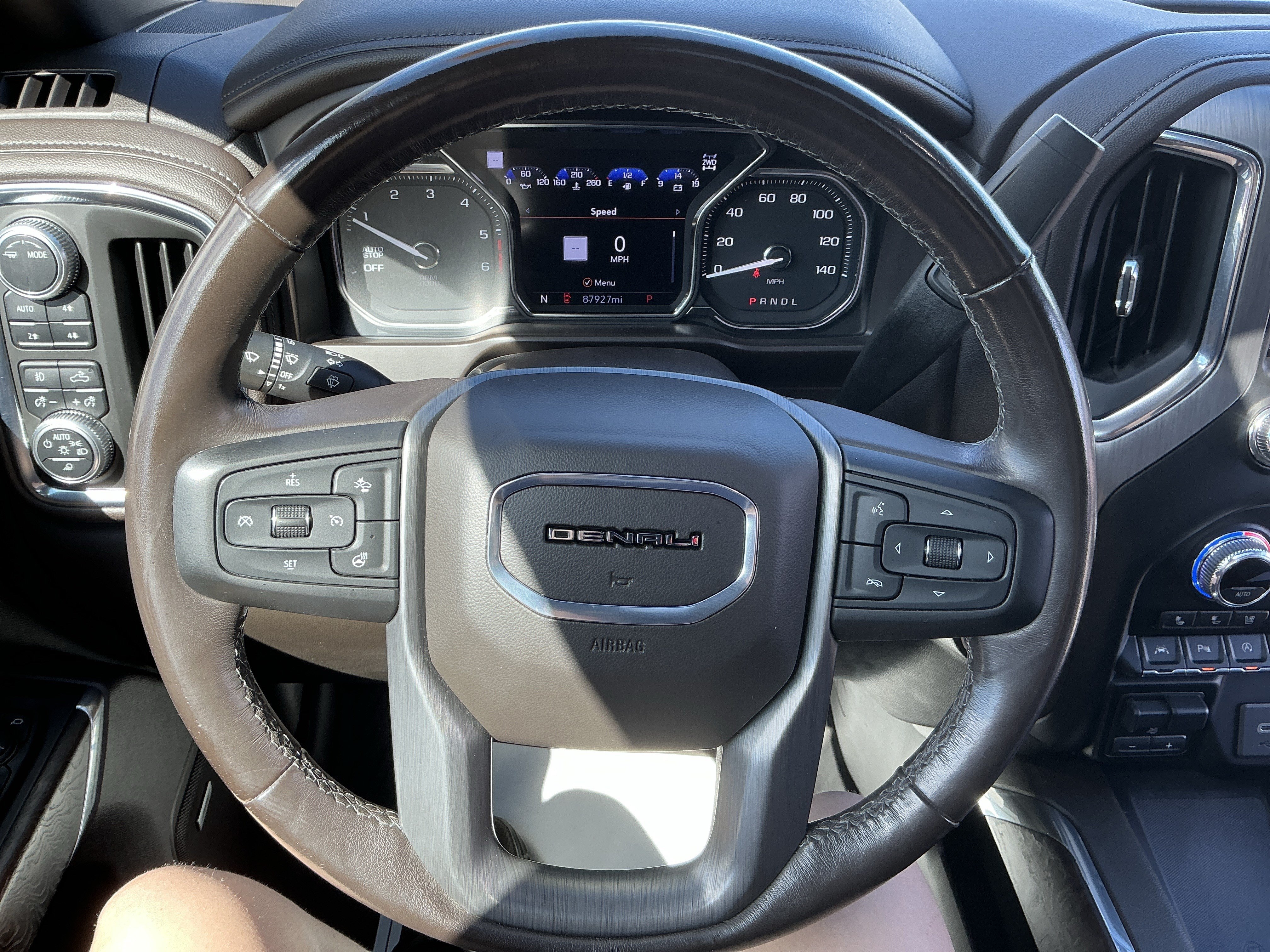Used 2020 GMC Sierra 1500 Denali w/ Technology Package AWD/4WD image 3