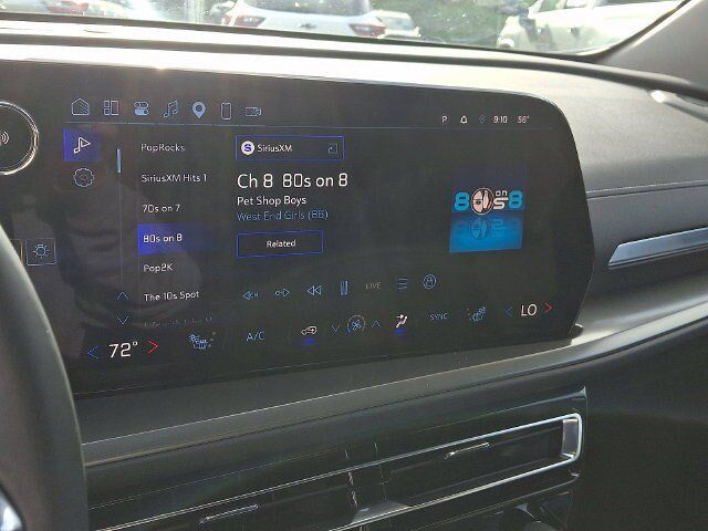 Used 2024 Chevrolet Traverse LT AWD/4WD image 28
