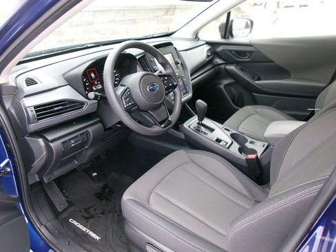 Used 2024 Subaru Crosstrek 2.0i image 15