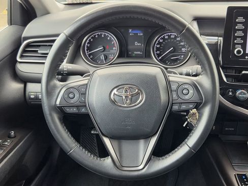 Used 2024 Toyota Camry SE FWD image 15