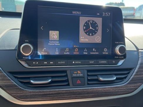Used 2019 Nissan Altima 2.5 SL FWD image 40