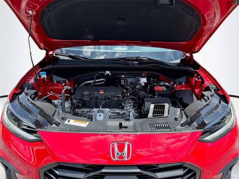 Certified 2025 Honda HR-V Sport image 32
