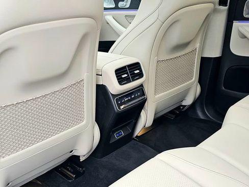 Certified 2026 Mercedes-Benz GLE 450 GLE 450 image 26