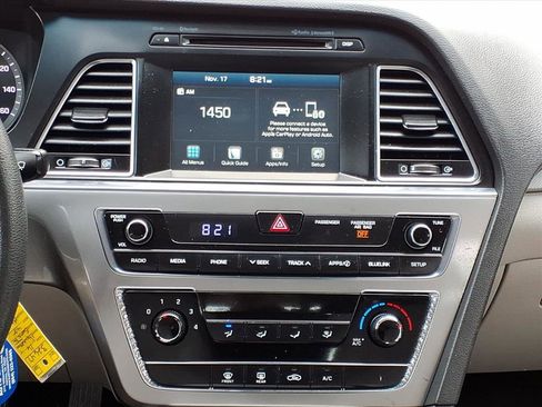 Used 2016 Hyundai Sonata SE image 6