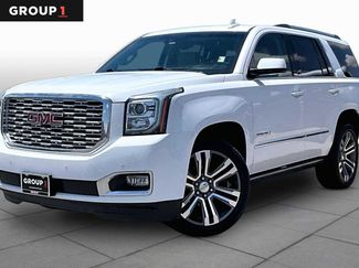 Used 2019 GMC Yukon Denali w/ Denali Ultimate Package AWD/4WD video 1