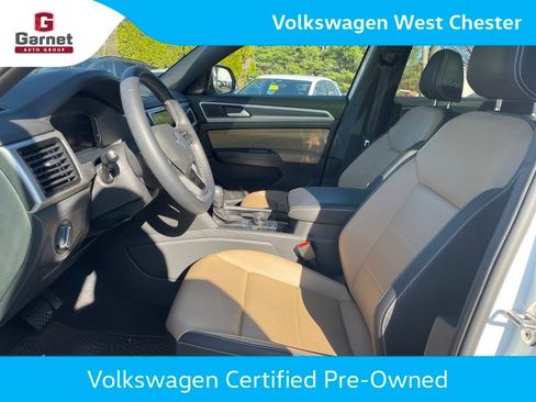 Certified 2023 Volkswagen Atlas Cross Sport SEL AWD/4WD image 10