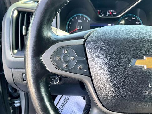 Used 2020 Chevrolet Colorado Z71 image 24
