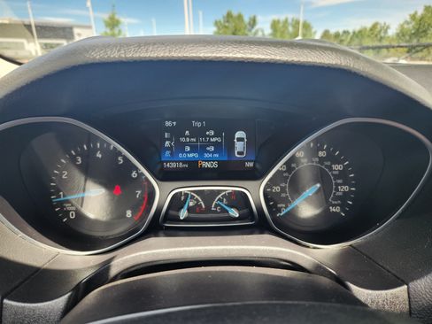 Used 2017 Ford Focus Titanium FWD image 9