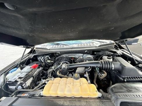Used 2018 Ford F150 XLT w/ Equipment Group 302A Luxury AWD/4WD image 29