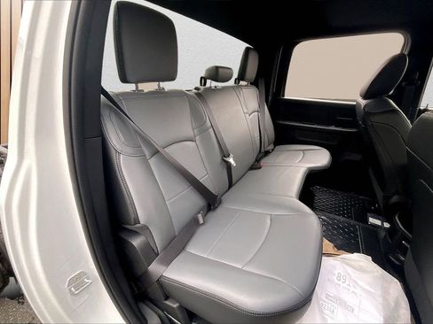 New 2026 RAM 3500 Tradesman AWD/4WD image 17