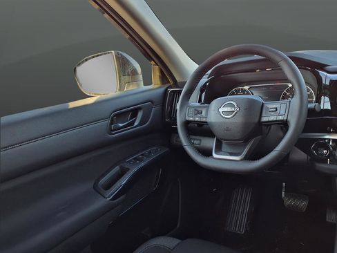 New 2026 Nissan Pathfinder SV image 35