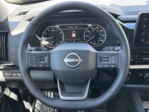 New 2026 Nissan Pathfinder SV AWD/4WD image 32