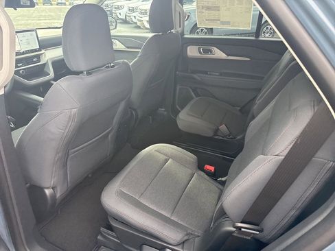 New 2026 Ford Explorer Active image 13