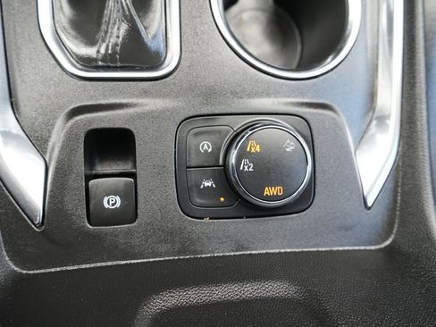 Used 2023 Chevrolet Traverse LT w/ LT Premium Package image 36