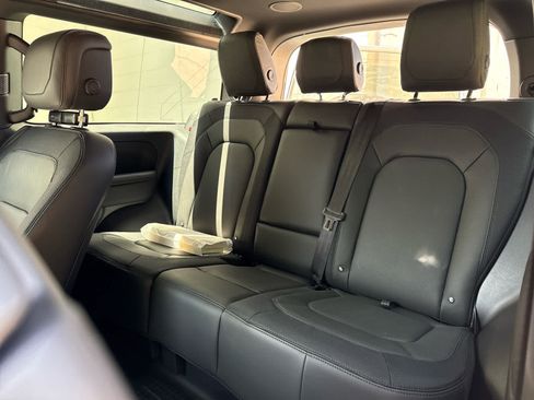 Certified 2024 Land Rover Defender 90 X-Dynamic SE image 14