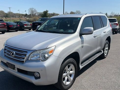 Used 2010 Lexus GX 460 image 16