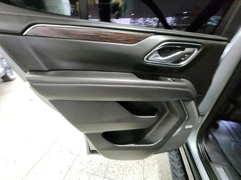 Used 2024 Chevrolet Tahoe Z71 w/ Z71 Off-Road Package image 17