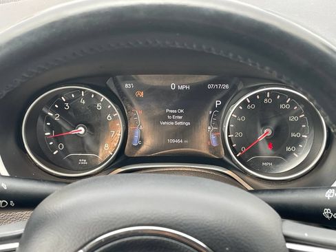 Used 2018 Jeep Compass Latitude w/ Popular Equipment Group AWD/4WD image 24