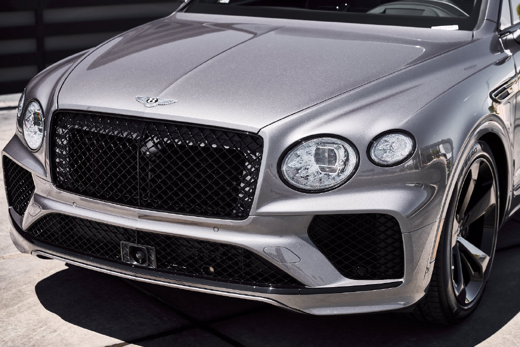 Used 2024 Bentley Bentayga AWD/4WD image 6
