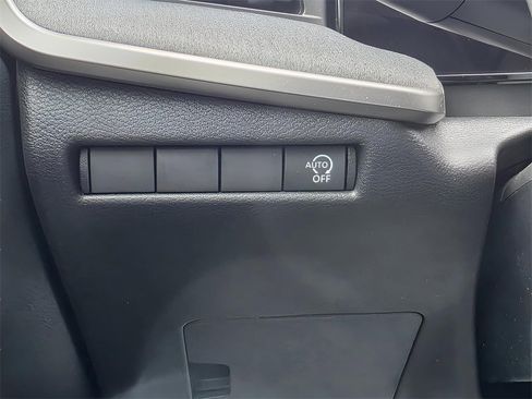 New 2026 Nissan Kicks S image 19