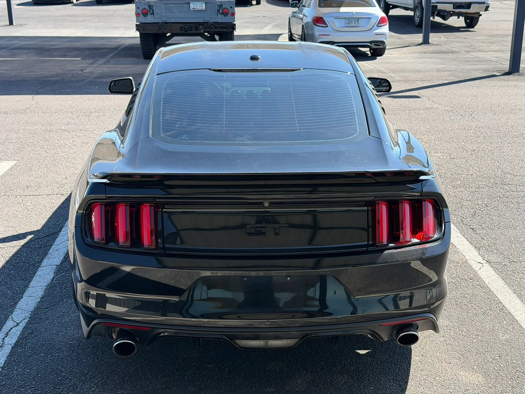 Used 2017 Ford Mustang GT Premium w/ Black Accent Package RWD image 9
