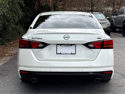 Certified 2024 Nissan Altima 2.5 SR w/ SR Premium Package image 26