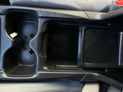 Used 2018 Honda CR-V LX image 20