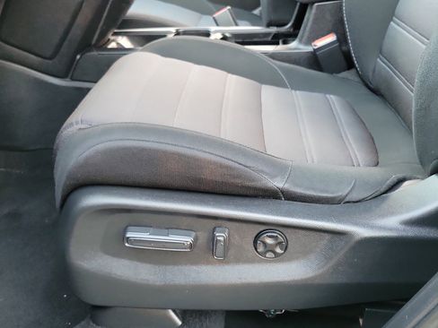 Used 2017 Honda CR-V EX image 16