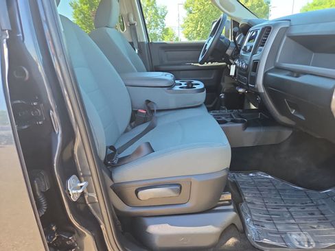 Used 2018 RAM 2500 Tradesman w/ Chrome Appearance Group AWD/4WD image 22