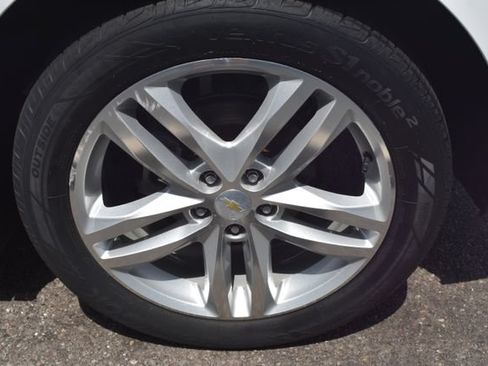 Used 2019 Chevrolet Equinox Premier FWD image 50