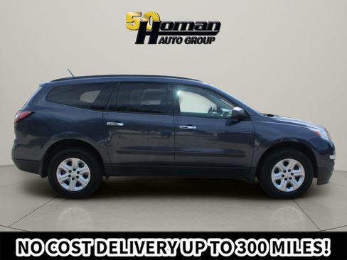 Used 2013 Chevrolet Traverse LS FWD image 5