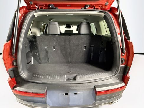 Used 2025 Hyundai Santa Fe SEL FWD image 32
