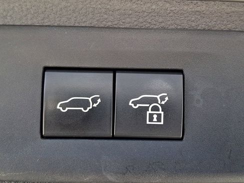 Used 2024 Lexus TX 500h AWD w/ Technology Package image 29