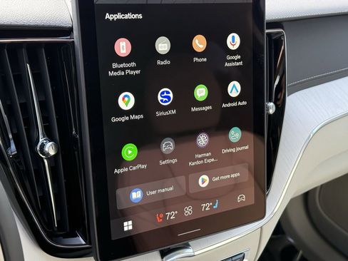 New 2026 Volvo XC60 B5 Ultra w/ Climate Package image 22